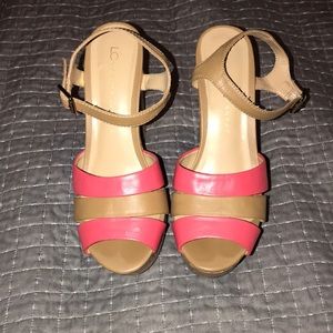 Women’s Loft Chunky Heels!